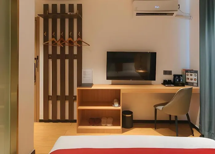 Reddoorz @ Jinjiang Star 5* 마닐라