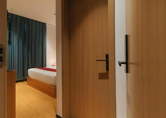 Reddoorz @ Jinjiang Star 호텔 5*