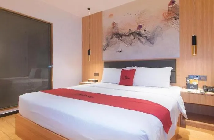 Reddoorz @ Jinjiang Star